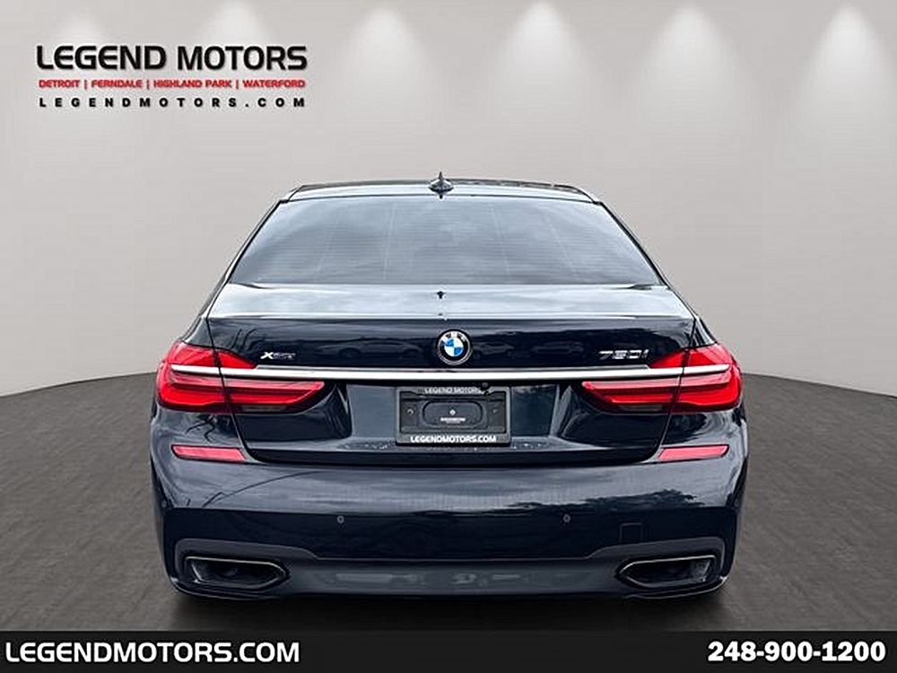 2017 BMW 7 Series 750i - Photo 7