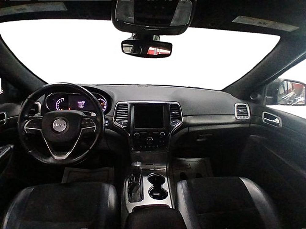 2017 Jeep Grand Cherokee Altitude - Photo 21