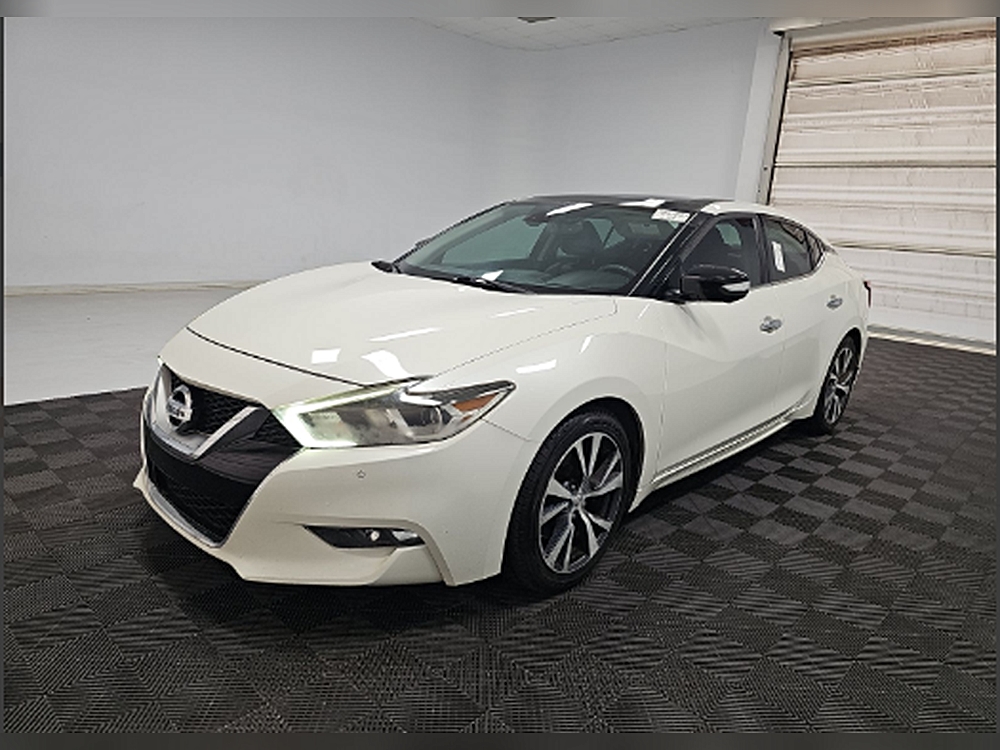 2017 Nissan Maxima Platinum FWD photo