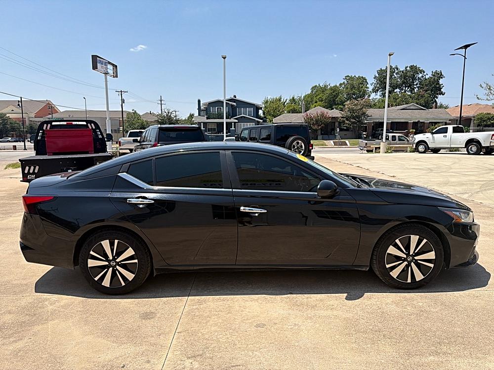 2022 Nissan Altima SV - Photo 6