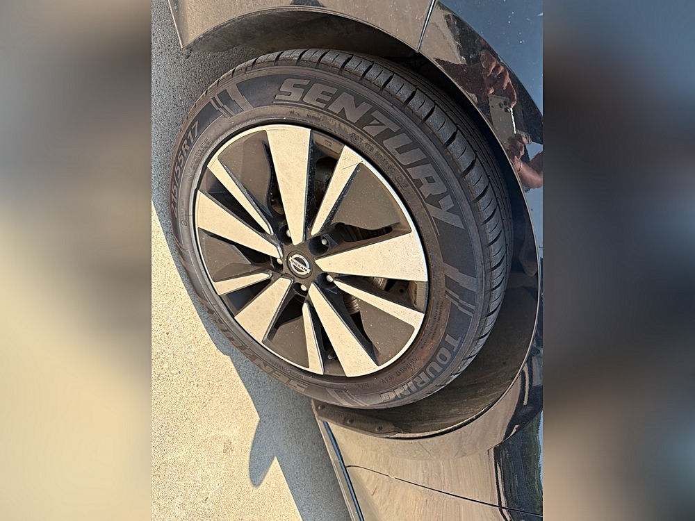 2022 Nissan Altima SV - Photo 9