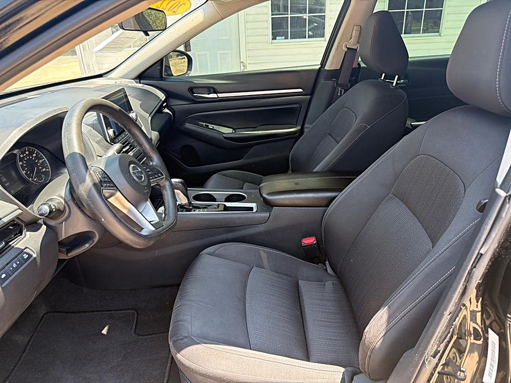 2022 Nissan Altima SV - Photo 10
