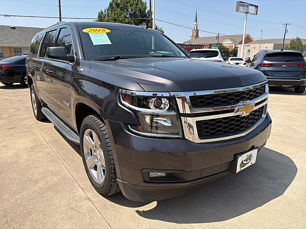 2018 Chevrolet Suburban LT - Photo 7