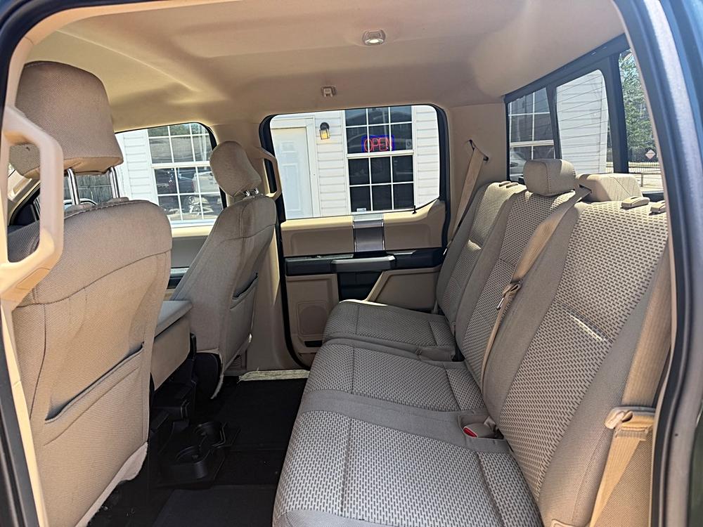 2015 Ford F-150 XLT - Photo 11