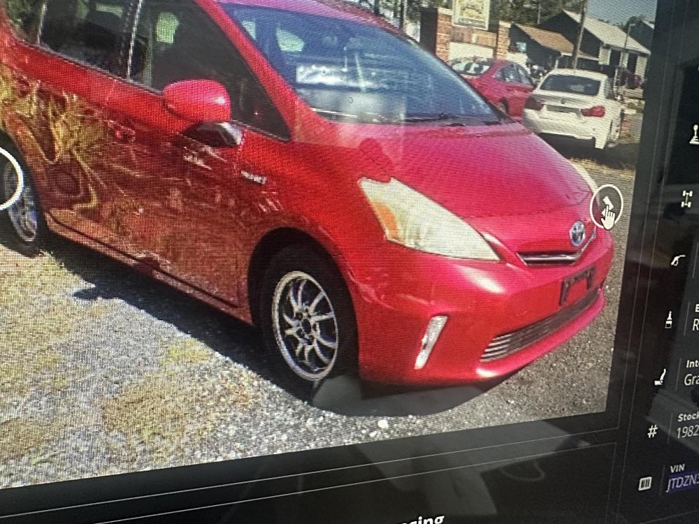 2013 Toyota Prius v