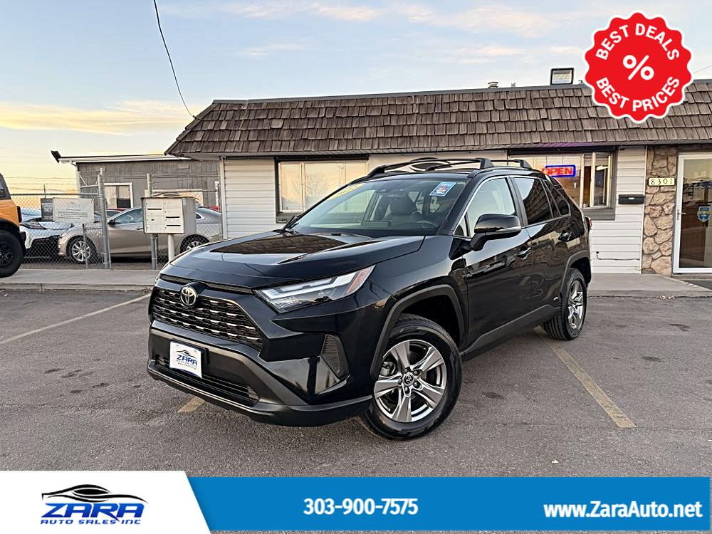 2023 Toyota RAV4 XLE's photo