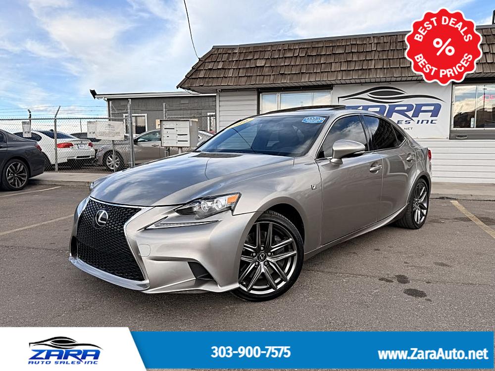 2016 Lexus IS 300's photo