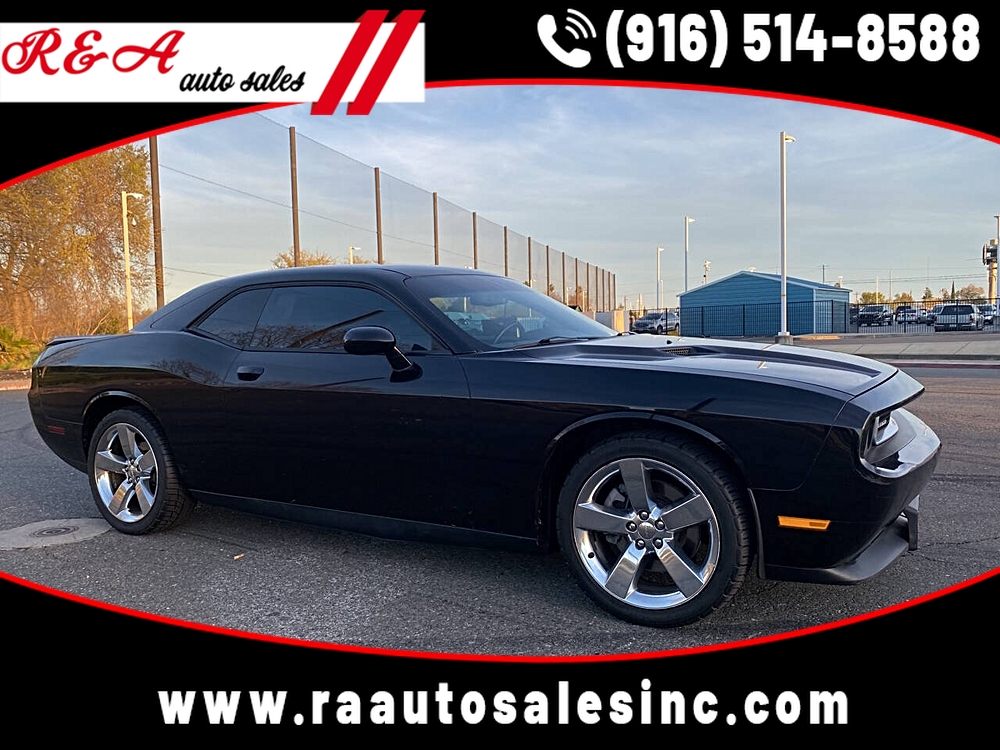 2011 Dodge Challenger SE