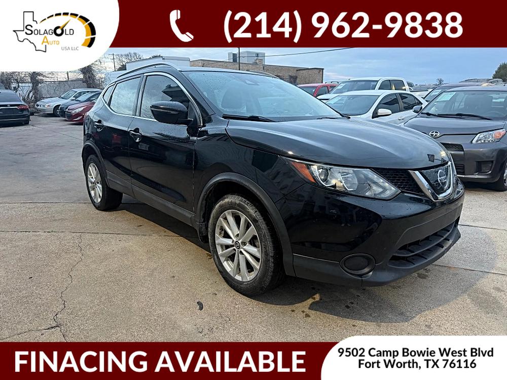 2019 Nissan Rogue Sport SV's photo