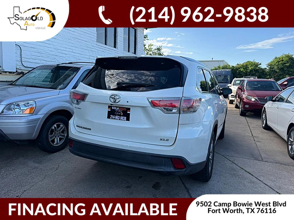 2014 Toyota Highlander's photo