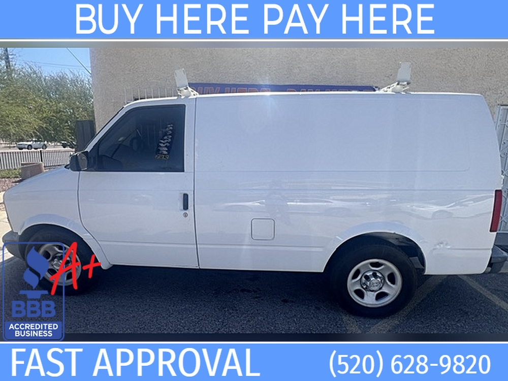2005 Chevrolet Astro's photo