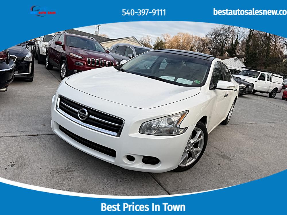 2014 Nissan Maxima SV's photo