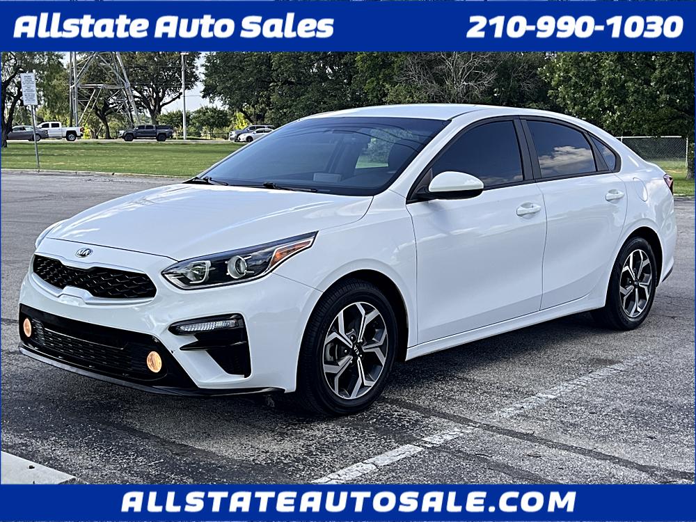 2021 Kia Forte LXS AT's photo