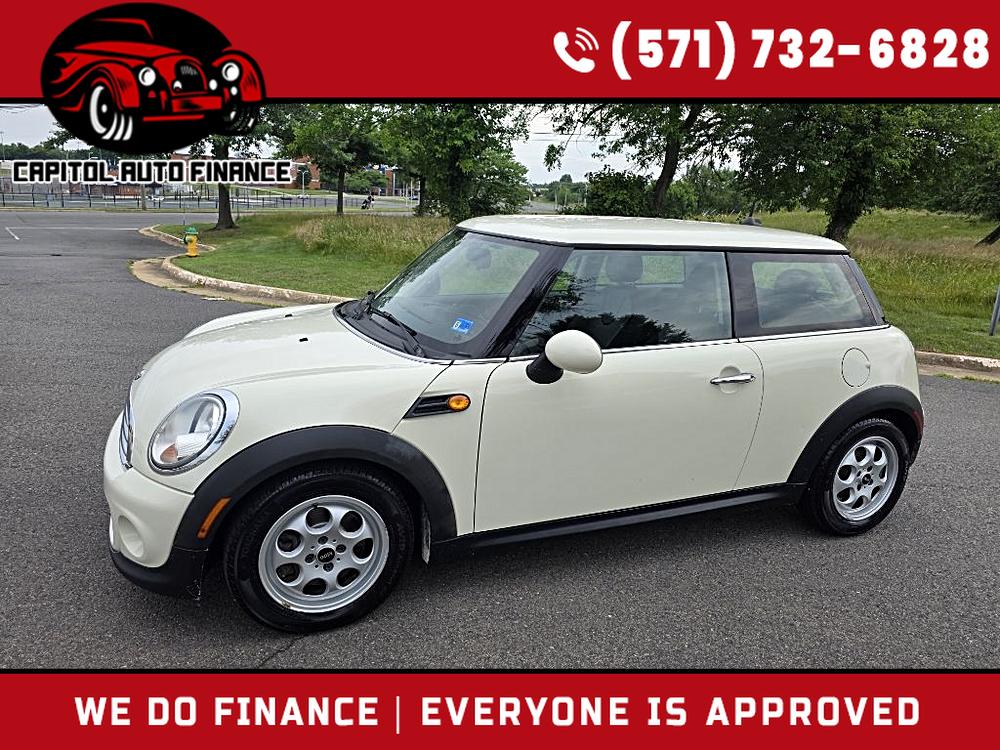 2013 MINI Cooper -'s photo
