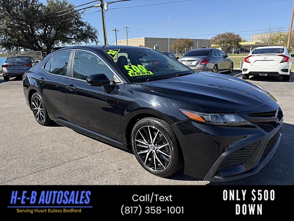 2021 Toyota Camry SE Nightshade's photo