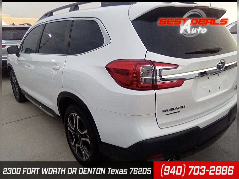 2023 Subaru Ascent Limited 7 Passenger's photo