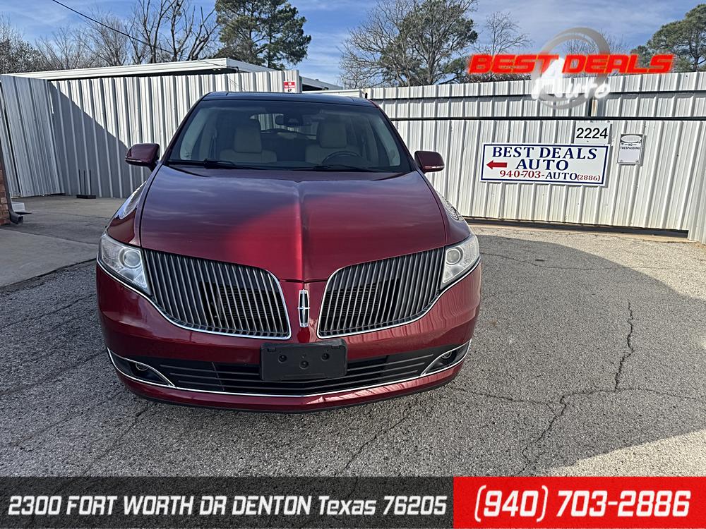 2014 Lincoln MKT EcoBoost's photo