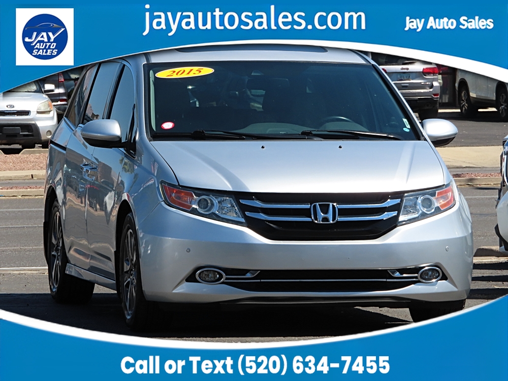 2015 Honda Odyssey Touring Elite's photo