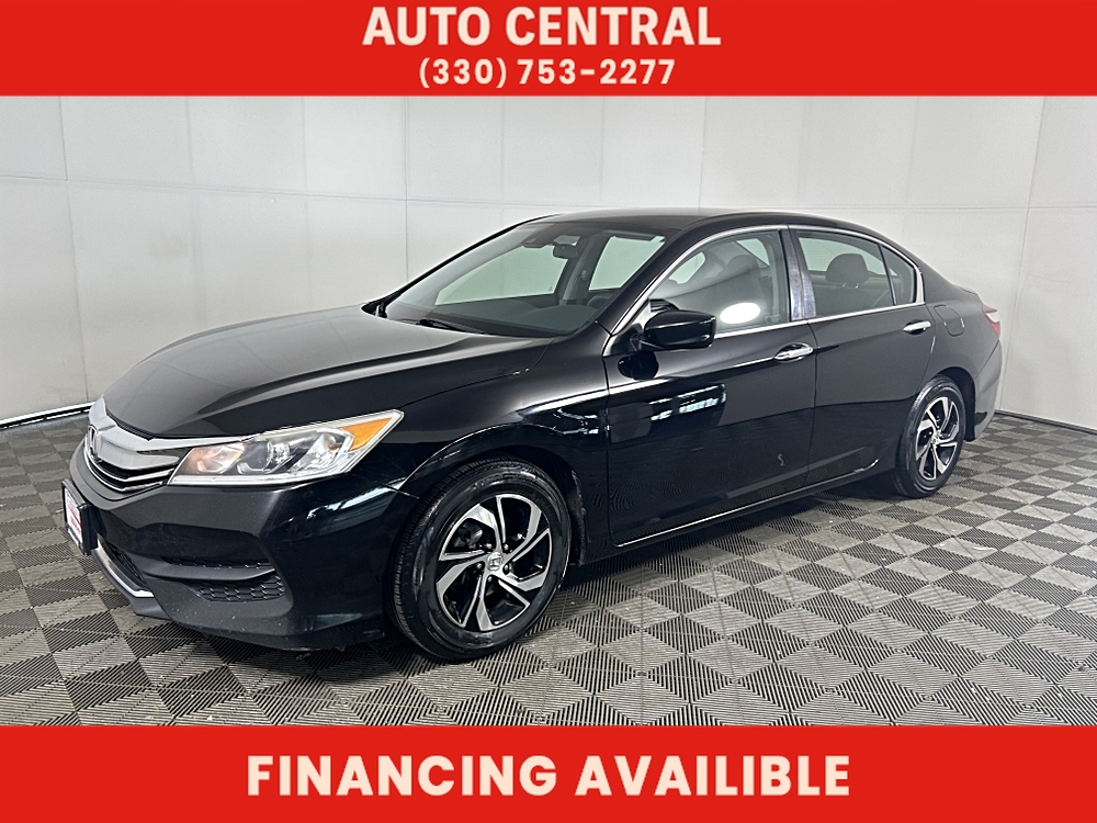 2017 Honda Accord LX's photo