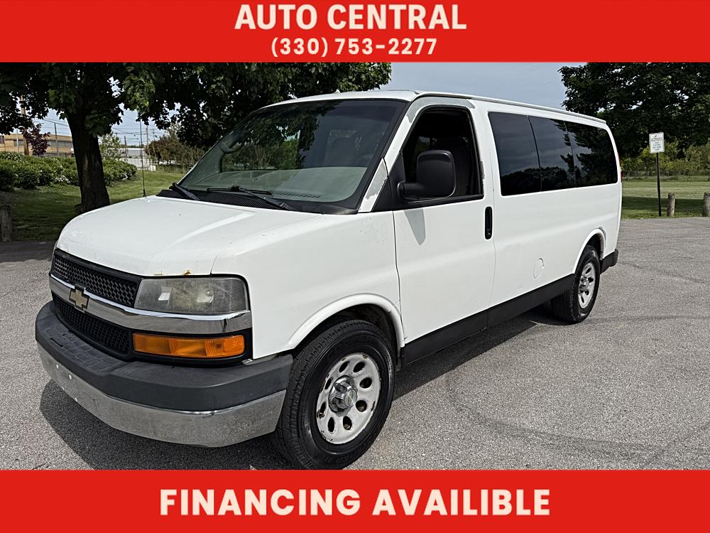 2009 Chevrolet Express's photo