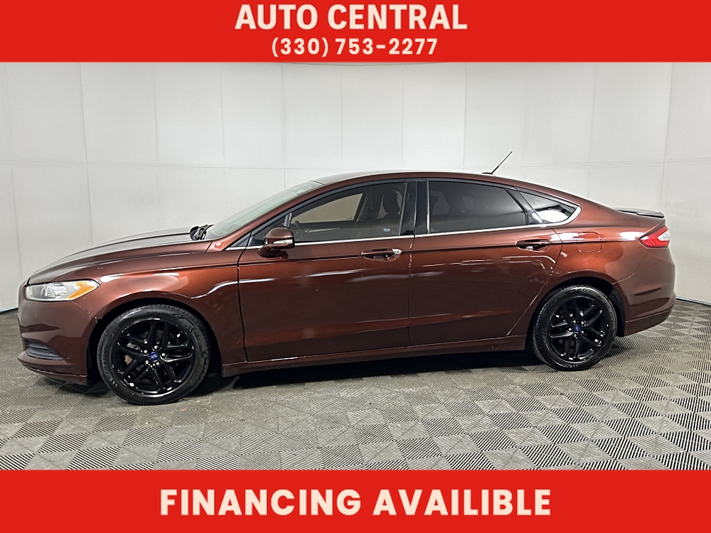 2015 Ford Fusion SE FWD's photo