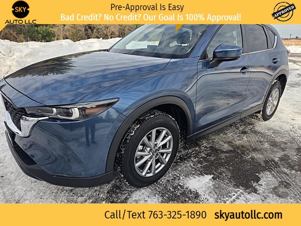 2022 Mazda CX-5 S Preferred package's photo