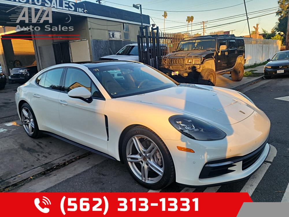 2019 Porsche Panamera Base's photo