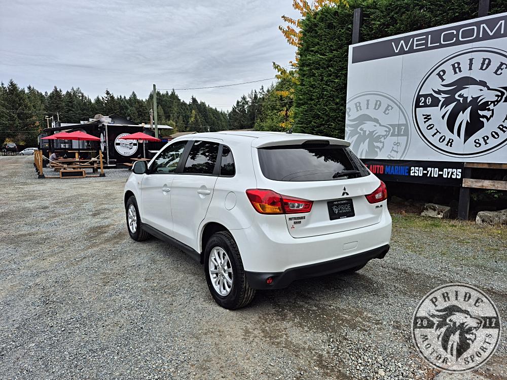 2015 Mitsubishi RVR