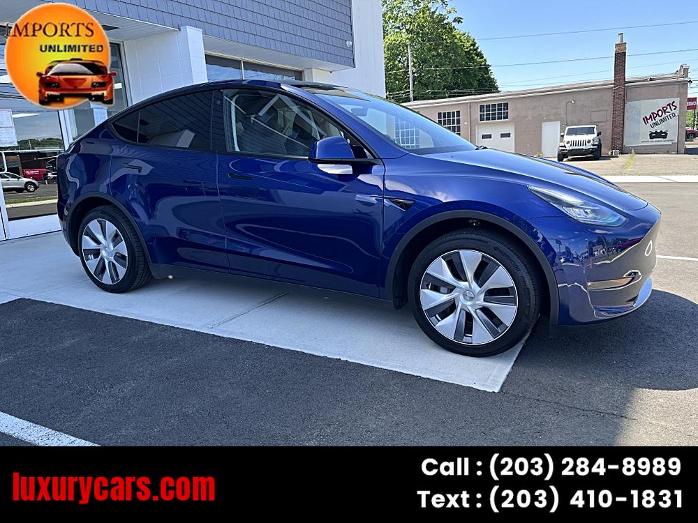 2022 Tesla Model Y Long Range Dual Motor All-Wheel Drive's photo