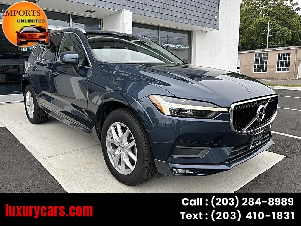 2021 Volvo XC60 Momentum's photo