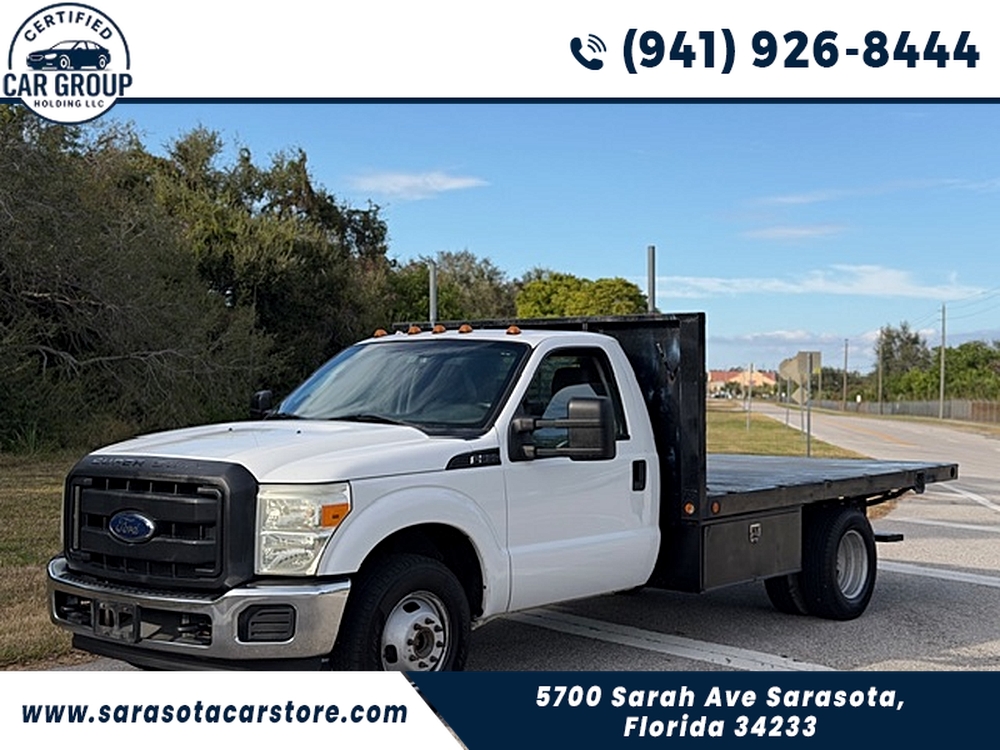 2015 Ford F-350 Super Duty Chassis Cab XL