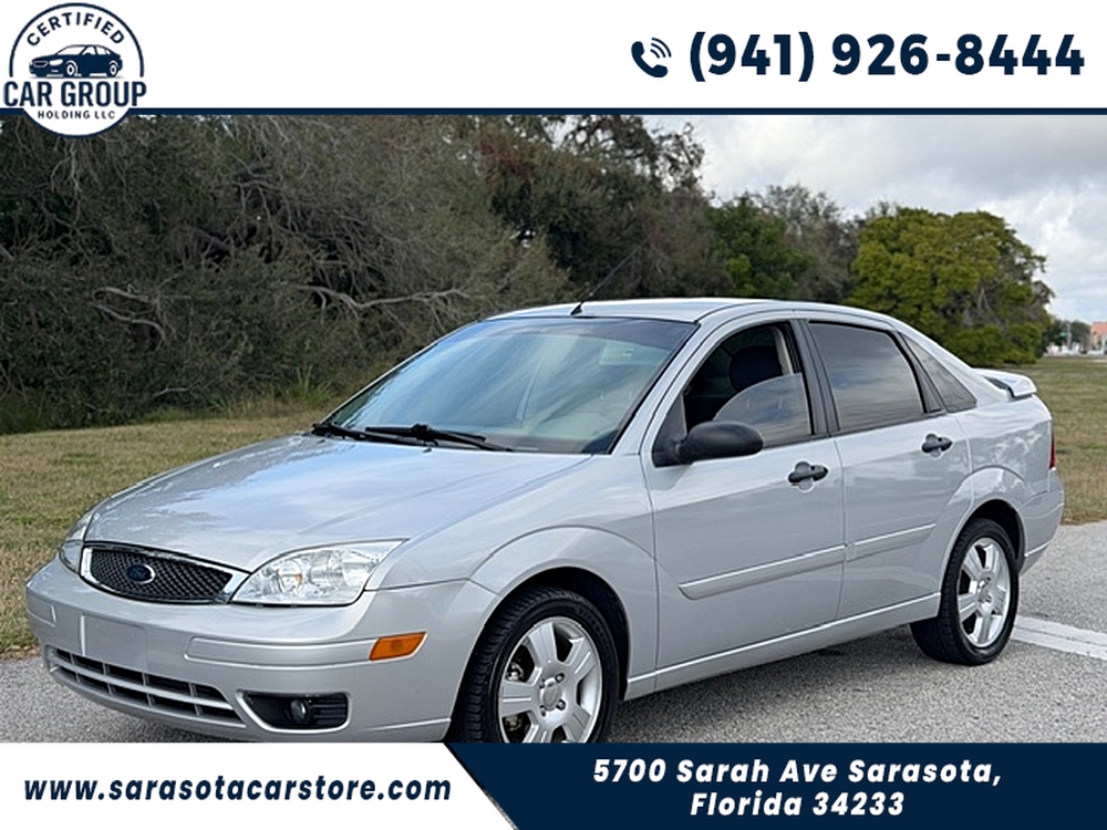 2005 Ford Focus ZX4 S's photo