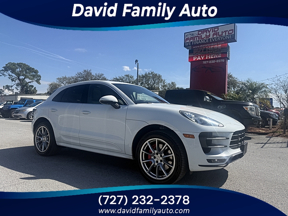 2016 Porsche Macan Turbo