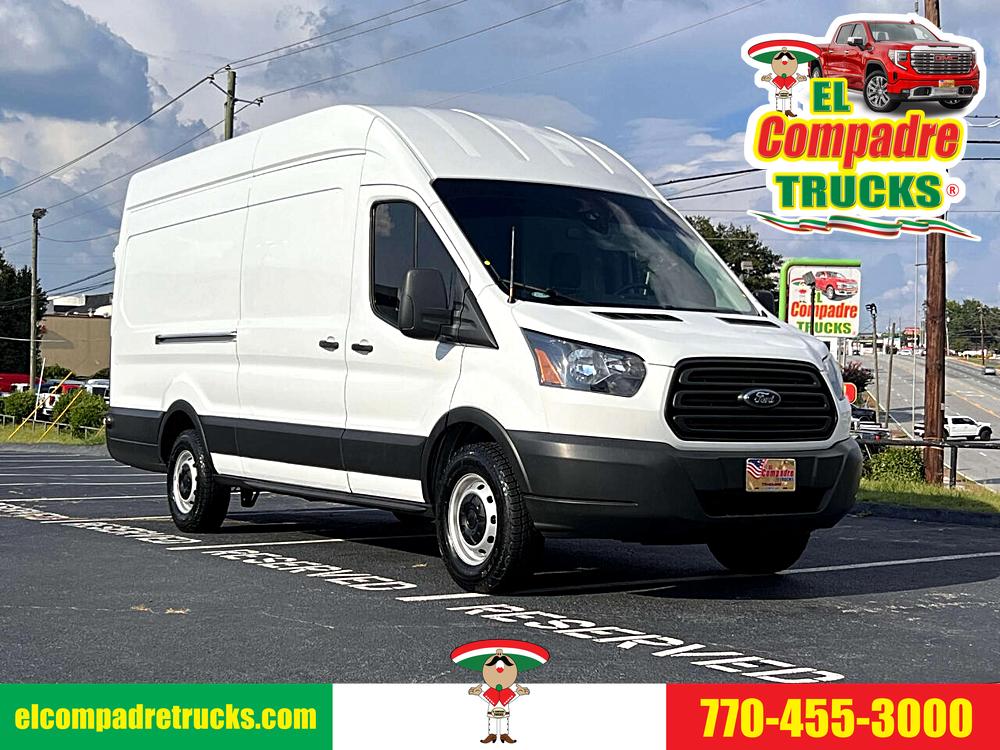 2019 Ford Transit Base's photo