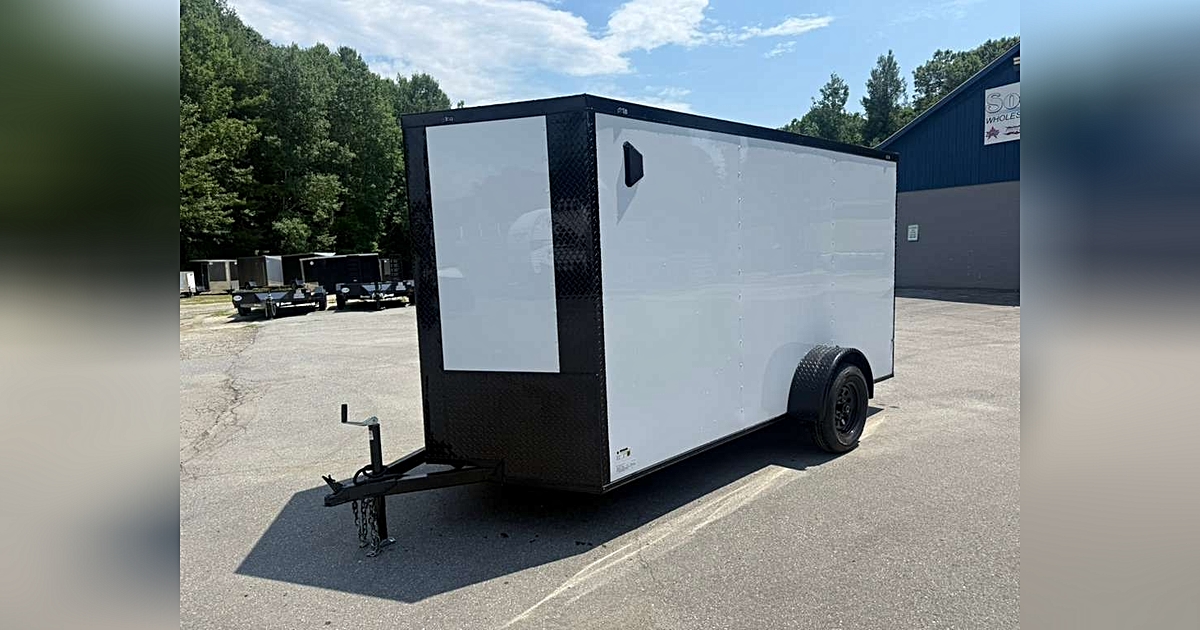 2026 J & C Suppliers 6X12SA ENCLOSED CARGO TRAILER POLYCORE