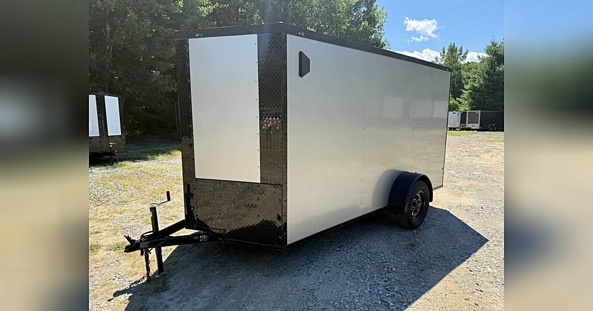 2026 J & C Suppliers 6X12SA ENCLOSED CARGO TRAILER POLYCORE