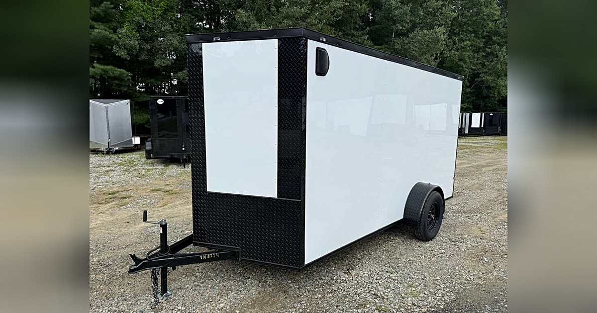 2026 J & C Suppliers 6X12SA ENCLOSED CARGO TRAILER POLYCORE