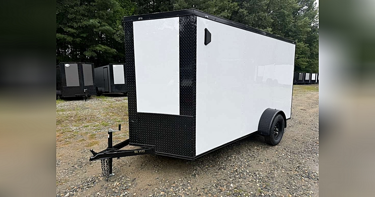 2026 J & C Suppliers 6X12SA ENCLOSED CARGO TRAILER POLYCORE