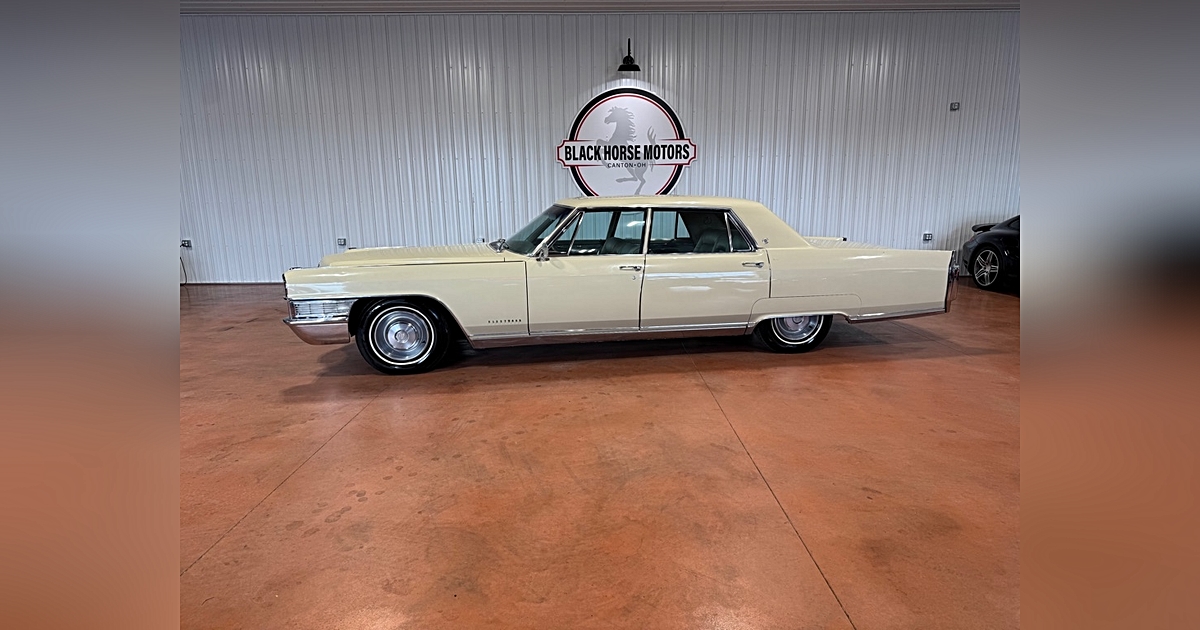 B.S. ☆1965 Cadillac Fleetwood maxresdefault.jpg