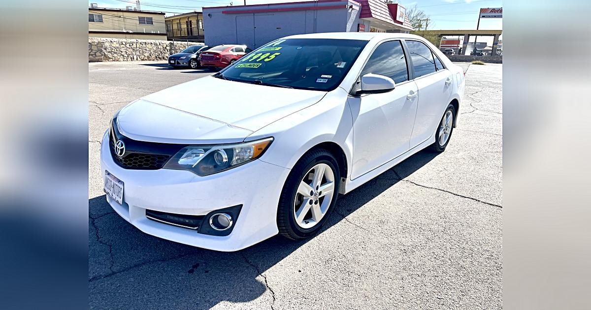2014 Toyota Camry LE