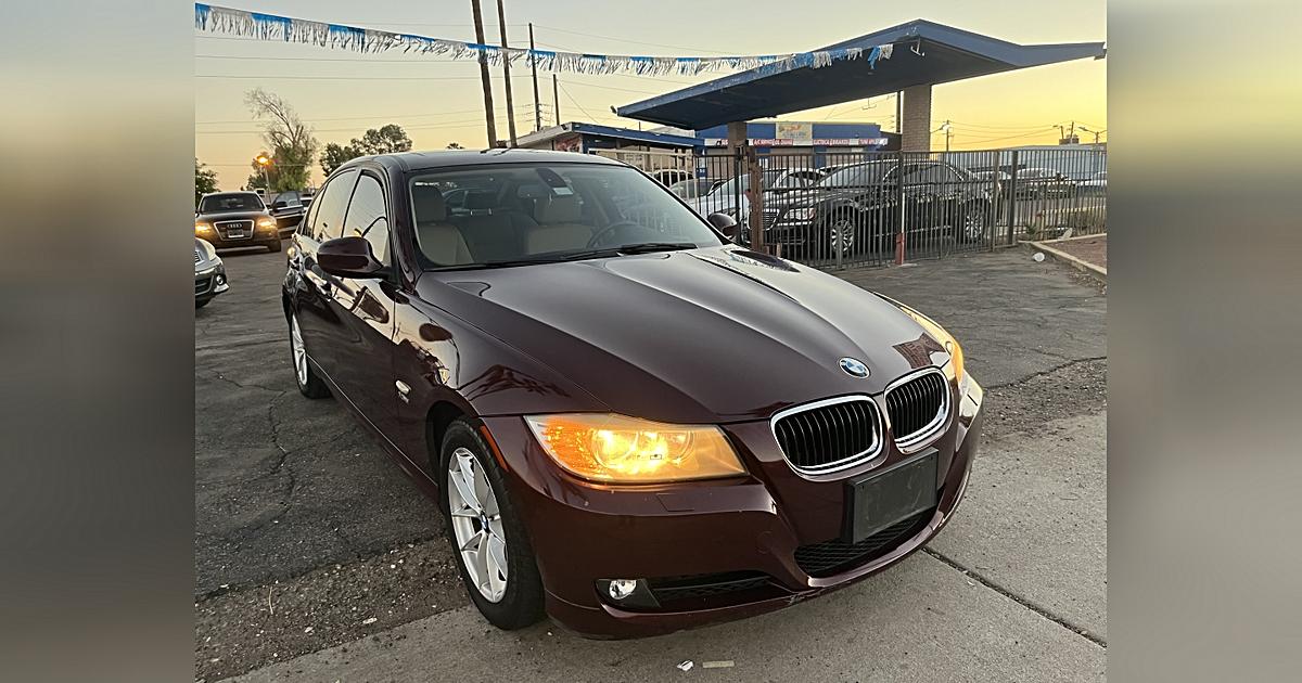 2010 BMW 3 Series 4dr Sdn 328i xDrive AWD
